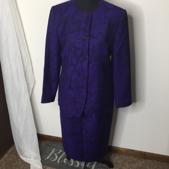 Pendleton Jackets & Blazers - Pendleton women’s petite wool purple suit and skirt set
